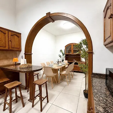 Huge 4br House With Rooftop Just 5min To Valletta * Hamrun
