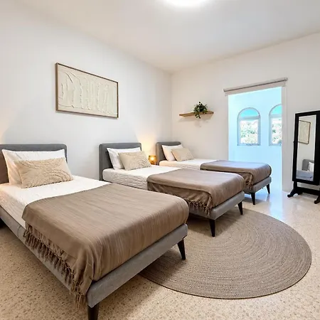 Huge 4br House With Rooftop Just 5min To Valletta Dom wakacyjny *